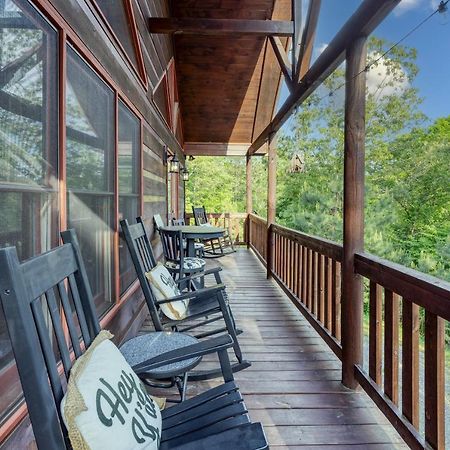 Trout N' About Your Blue Ridge Mountains Retreat, Hot Tub + Game Room! Ellijay Exteriör bild