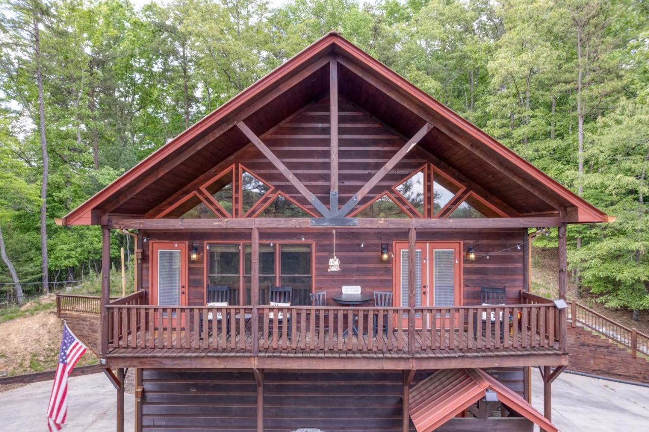 Trout N' About Your Blue Ridge Mountains Retreat, Hot Tub + Game Room! Ellijay Exteriör bild