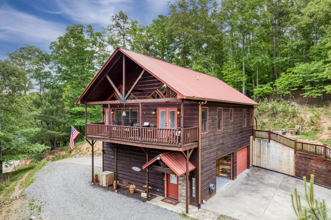 Trout N' About Your Blue Ridge Mountains Retreat, Hot Tub + Game Room! Ellijay Exteriör bild