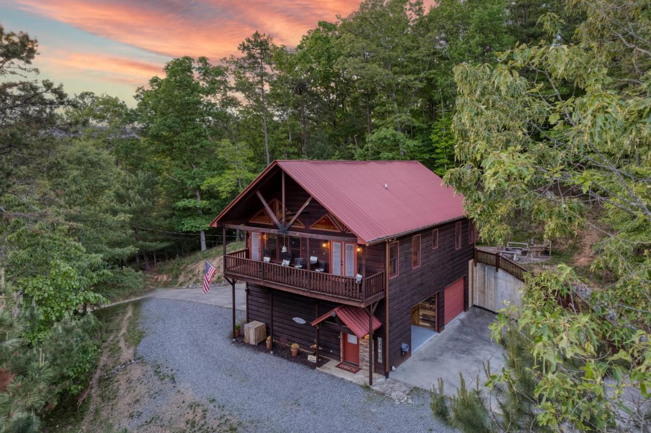 Trout N' About Your Blue Ridge Mountains Retreat, Hot Tub + Game Room! Ellijay Exteriör bild
