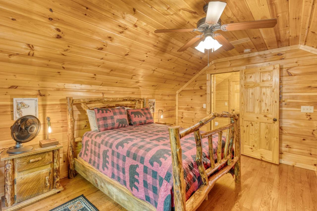 Trout N' About Your Blue Ridge Mountains Retreat, Hot Tub + Game Room! Ellijay Exteriör bild
