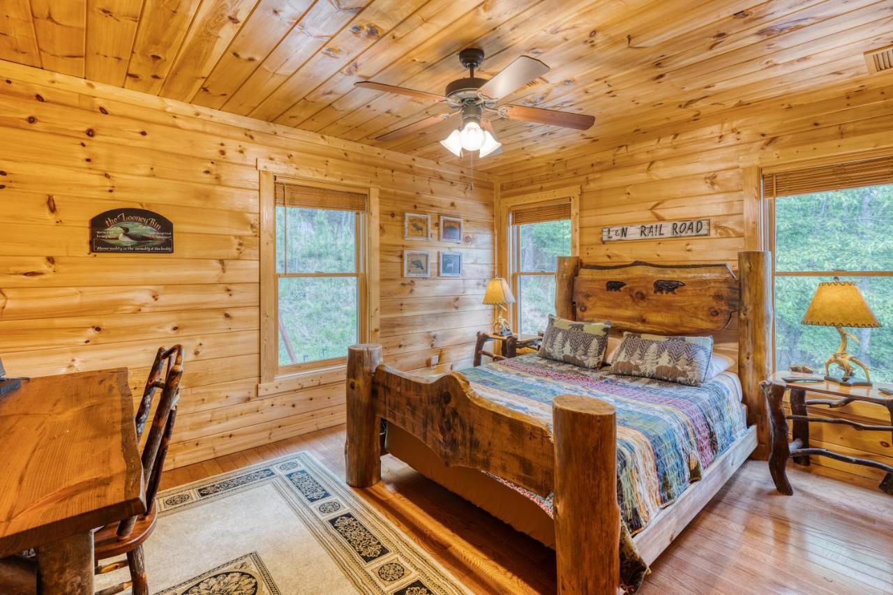 Trout N' About Your Blue Ridge Mountains Retreat, Hot Tub + Game Room! Ellijay Exteriör bild